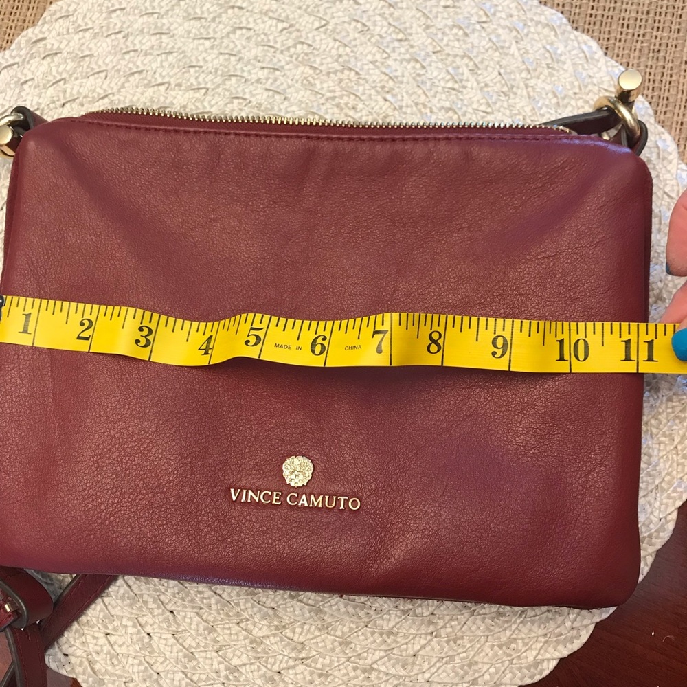 SOLD! Vince Camuto Cross body Shoulder bag - Picture 7 of 8